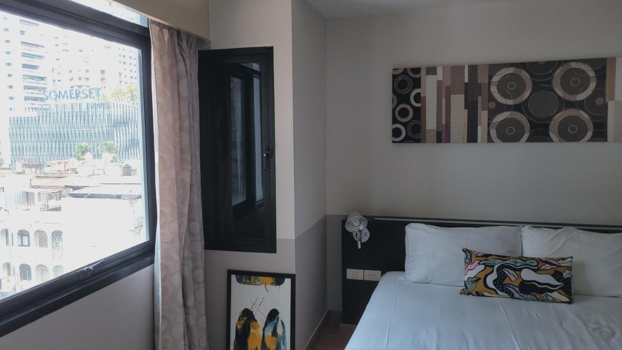 Twenty Three Residence Банкок Екстериор снимка