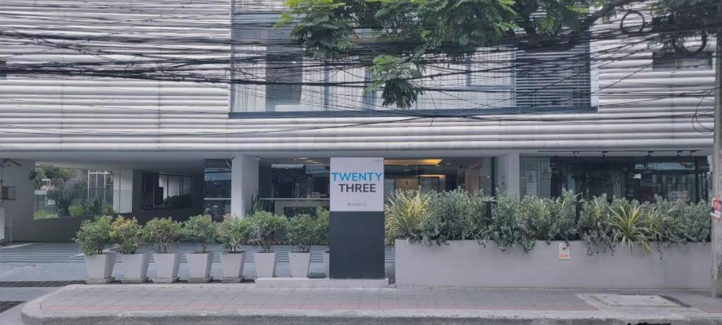 Twenty Three Residence Банкок Екстериор снимка
